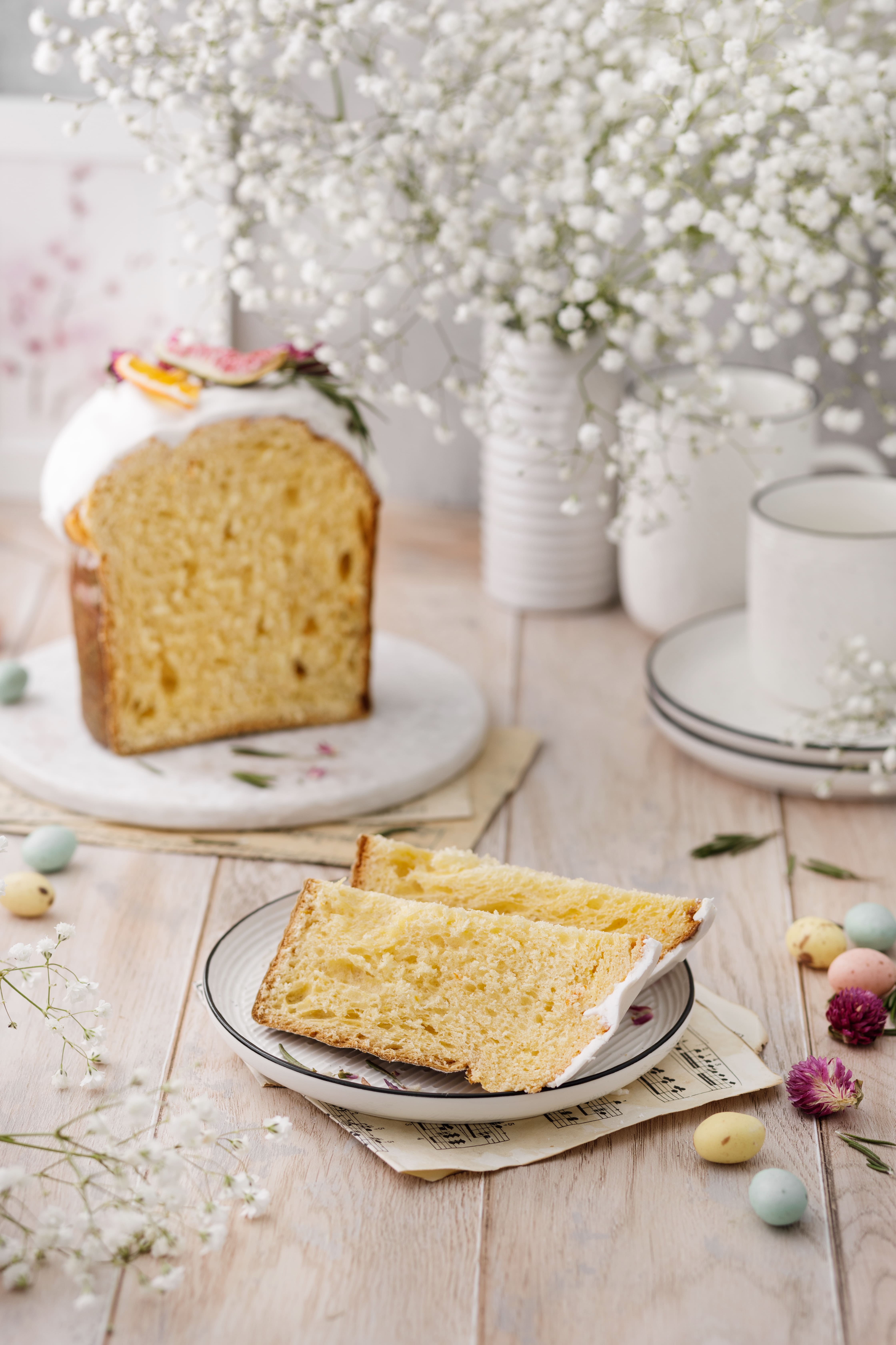 Кулич с фисташкой