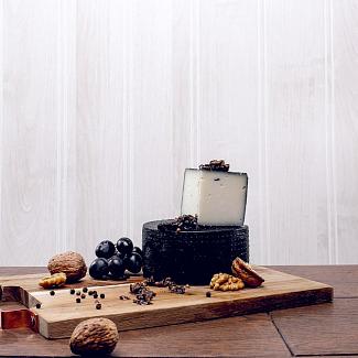 Сыр Качотта козий Гжельское Подворье с трюфелем (1шт)