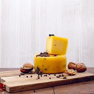 Сыр Качотта коровий Гжельское Подворье с трюфелем (1шт)